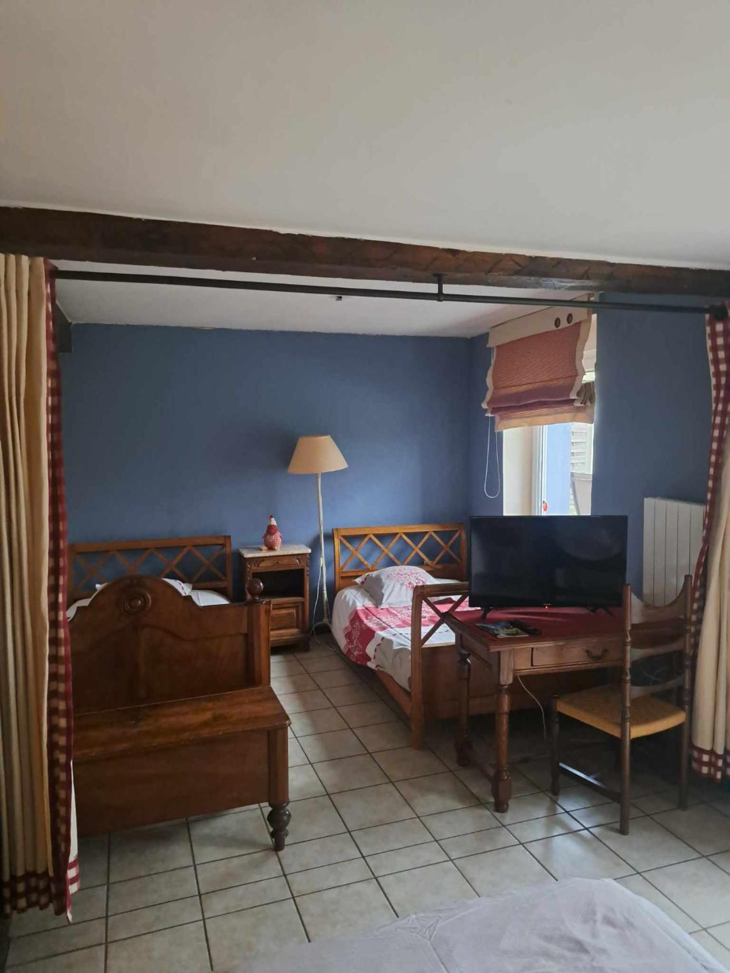 Chambres D'Hotes Les Hirondelles Gaubiving Bagian luar foto