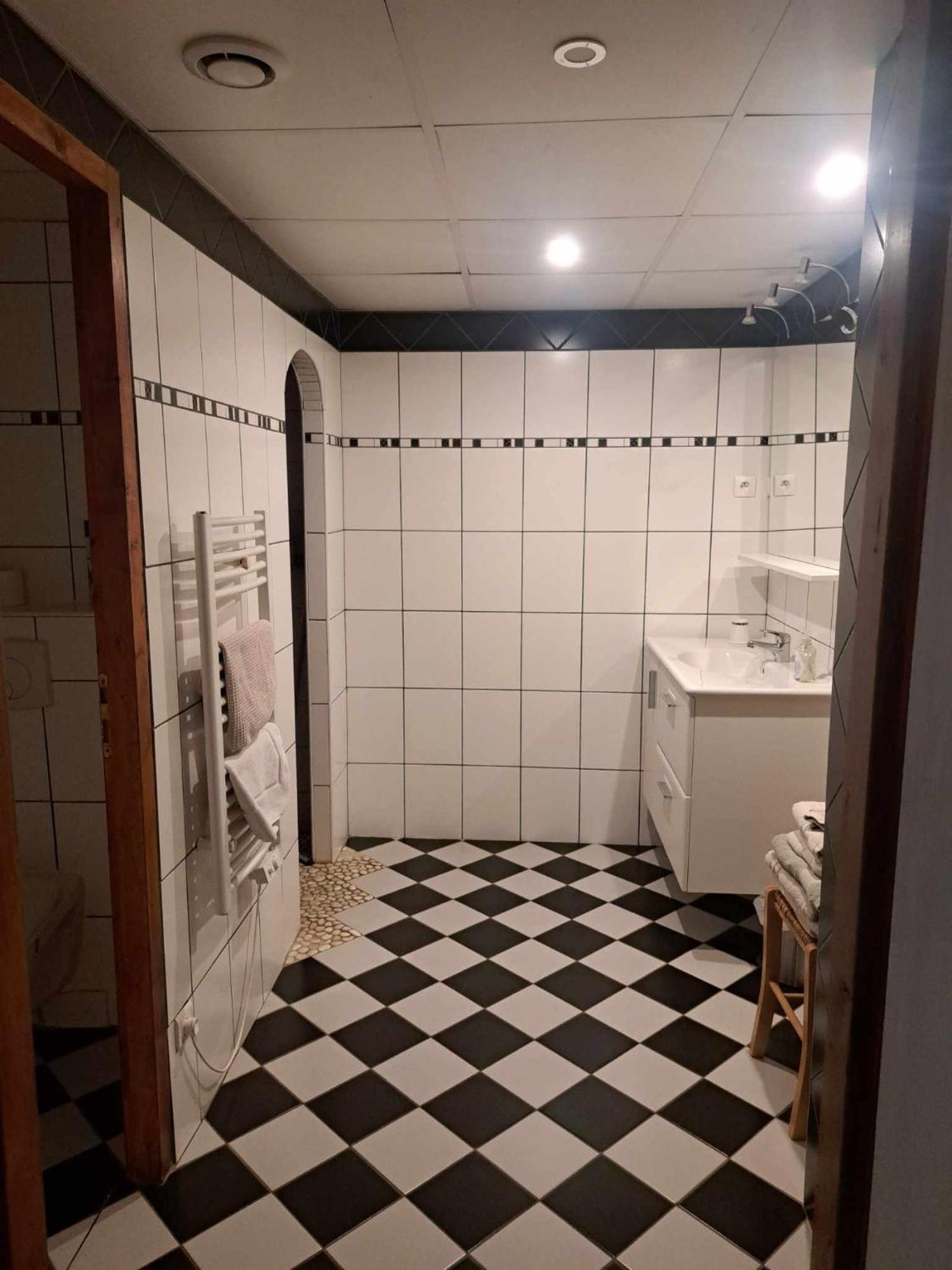 Chambres D'Hotes Les Hirondelles Gaubiving Bagian luar foto