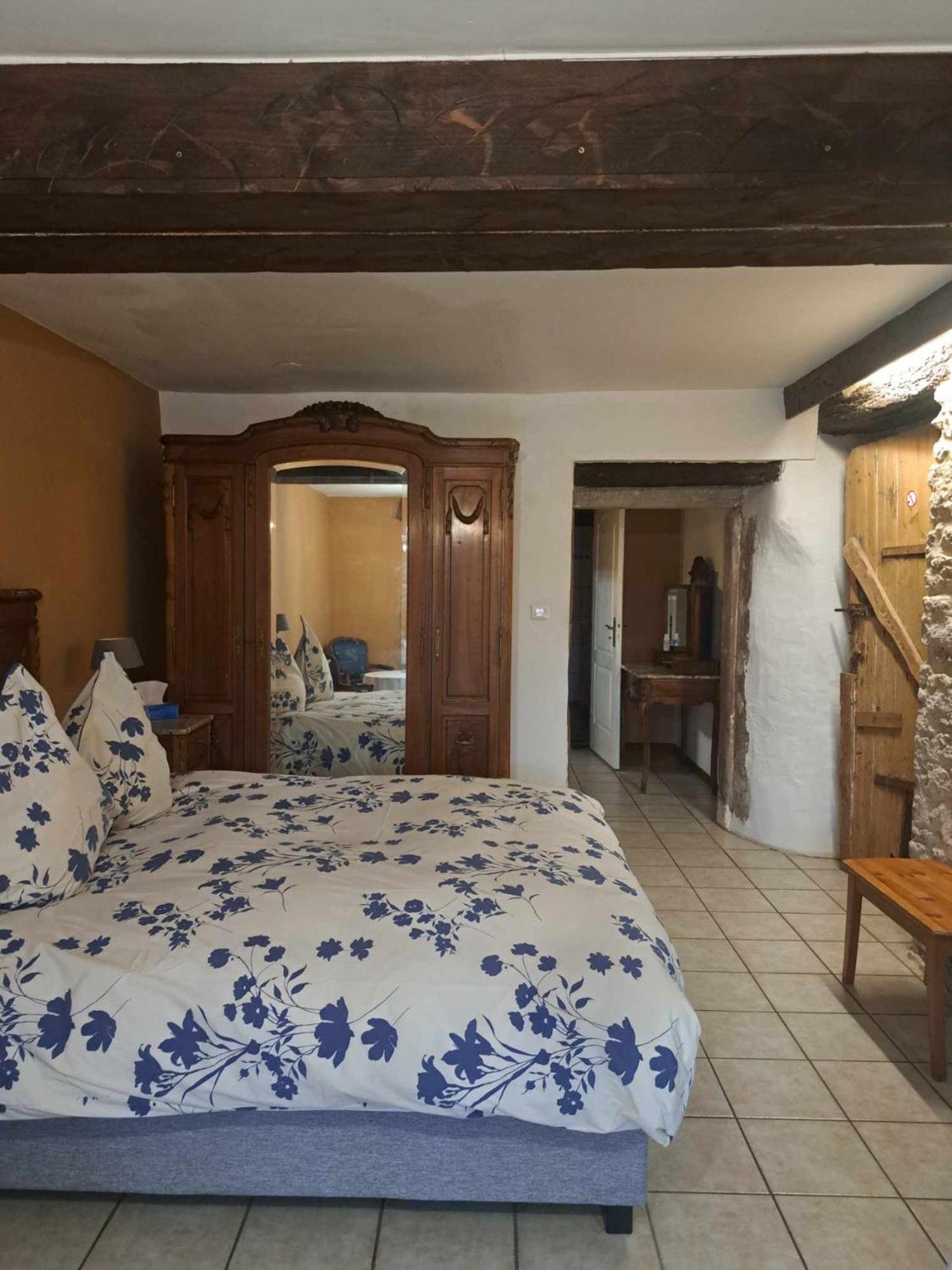 Chambres D'Hotes Les Hirondelles Gaubiving Bagian luar foto